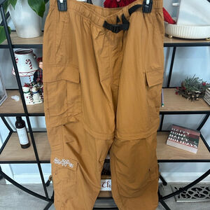 Obey Womans Brown Cargo Pants size medium turns into shorts